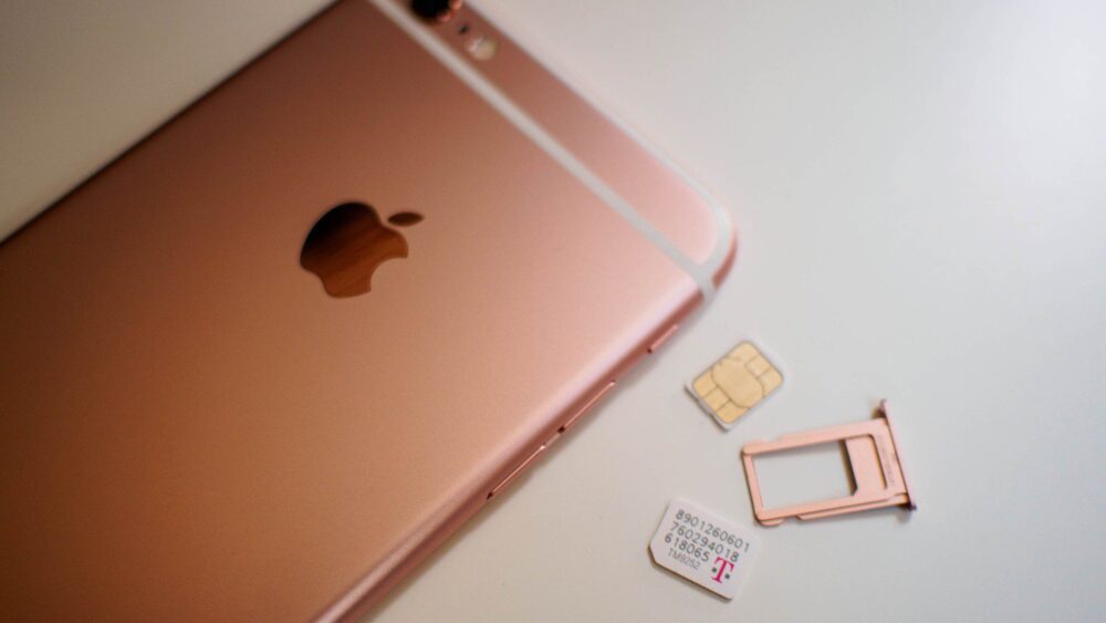 How do I see what's on my iPhone SIM card?